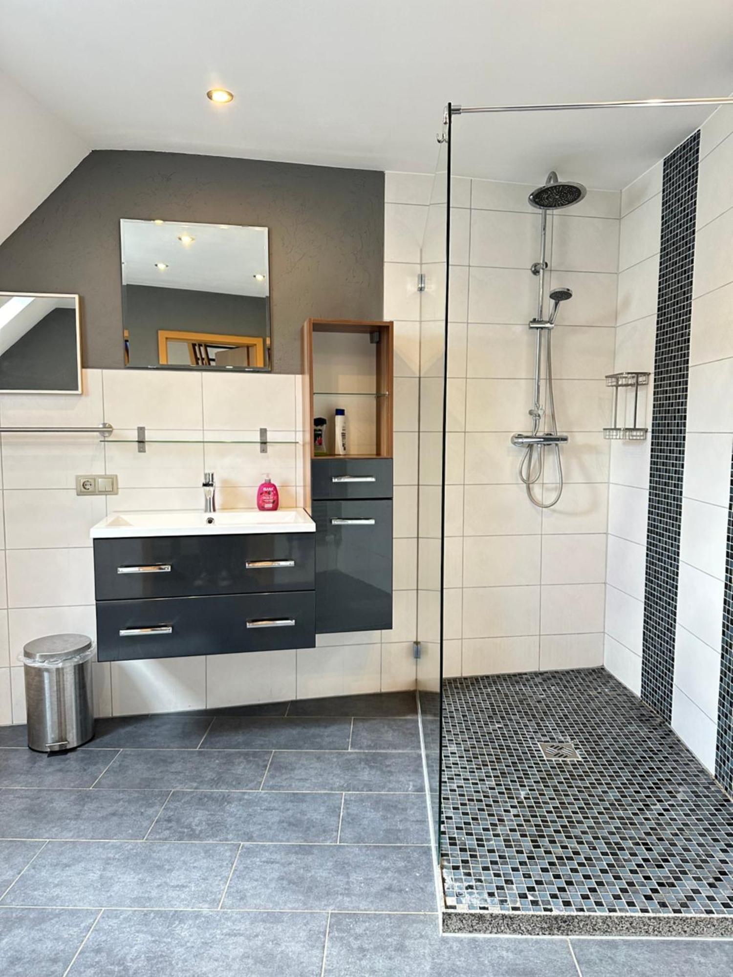 אדנאו Vintage Apartment מראה חיצוני תמונה
